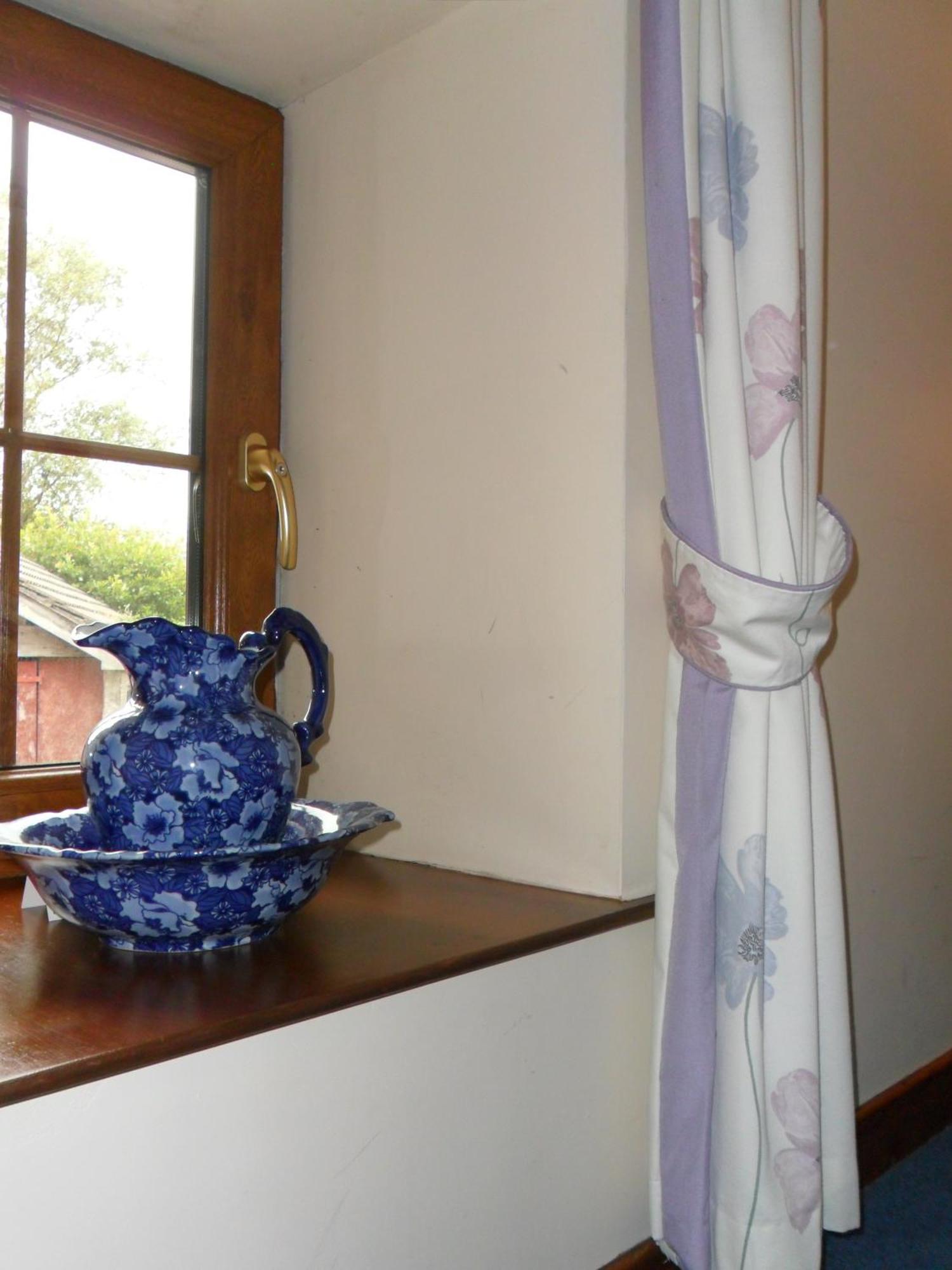 Stag Coach House Hotel Carmel ภายนอก รูปภาพ