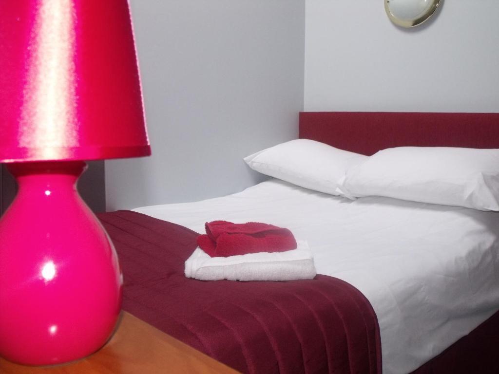 Stag Coach House Hotel Carmel ห้อง รูปภาพ